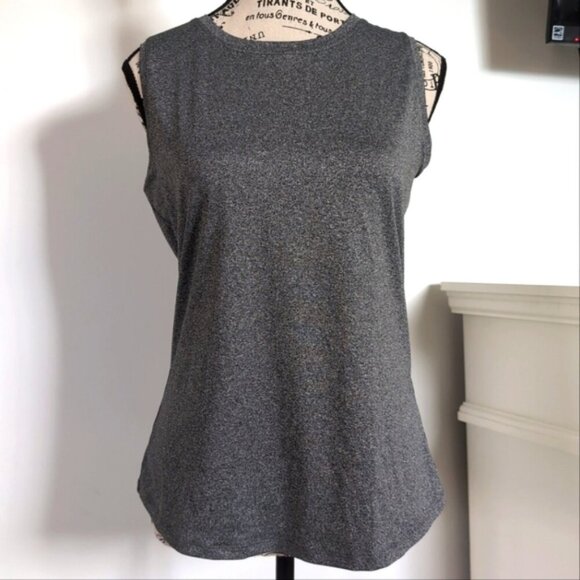 WILLIT | Women's Grey Sleeveless Quick Dry Loose Fit Workout Top - Picture 4 of 8